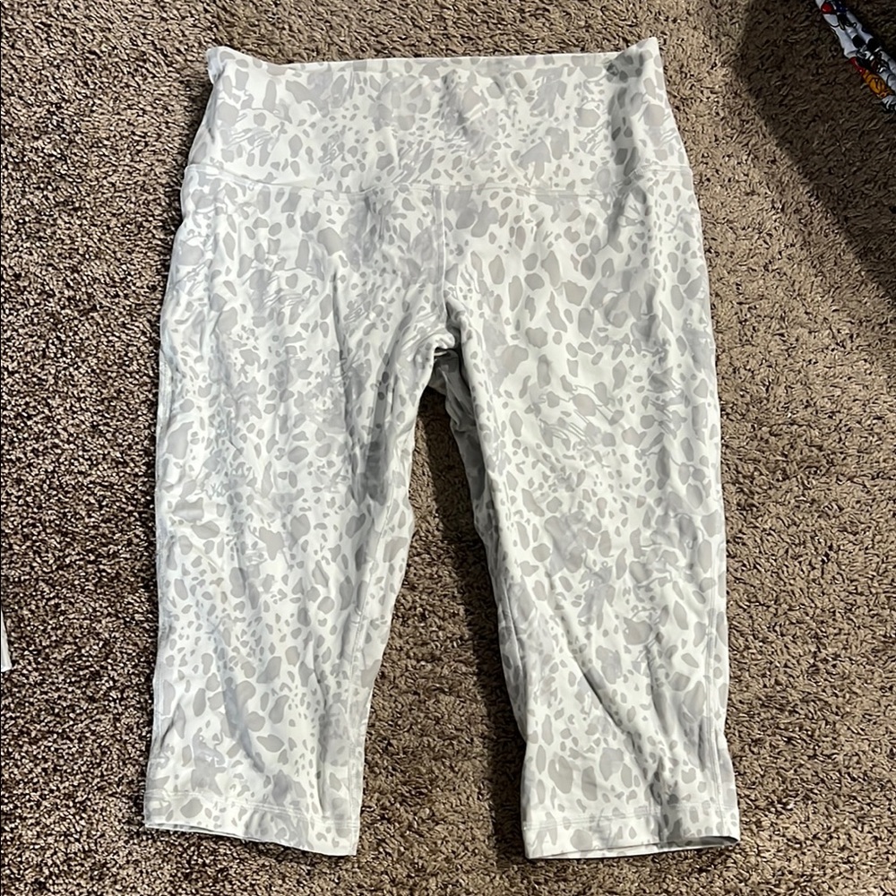 Lululemon Athletica Gray Patterned Leggings